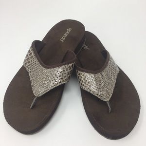 Speedo Brown Animal Print Flip Flops Sandals - 7